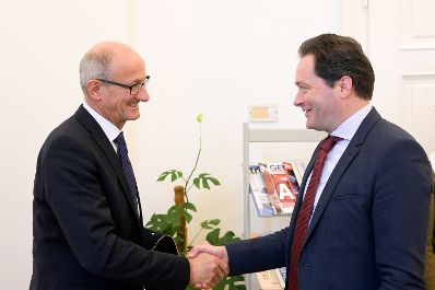 Am 10.11.2022 empfing Bundesminister Norbert Totschnig Tirols Landeshauptmann Anton Mattle in Wien.