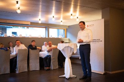 Bundesminister Norbert Totschnig nahm an der Auszeichnung der Vorarlberger Hofk&auml;serei Kegele mit dem AMA GENUSS REGION G&uuml;tesiegel teil.