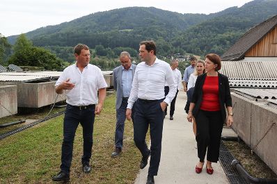 Bundesminister Norbert Totschnig besuchte das Bundesamt f&uuml;r Wasserwirtschaft in Scharfling/Mondsee.