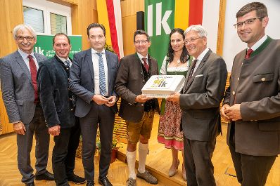 Die Landwirtschaftskammer K&auml;rnten feiert ihr 90-j&auml;hriges Bestehen mit einer Ansprache von Landwirtschaftsminister Norbert Totschnig.