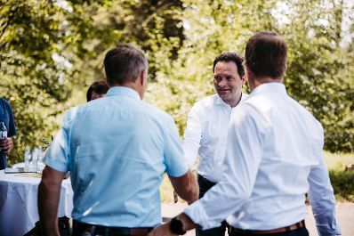 Lokalaugenschein mit Bundesminister Totschnig und dem Vorarlberger Landesrat Gantner beim Hochwasserschutzprojekt an der Bregenzerach.