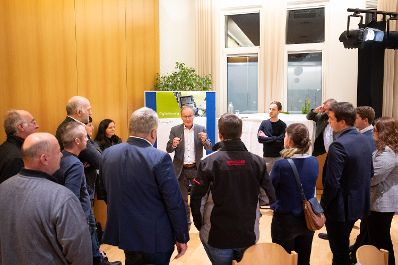 Im Burgenland diskutierte Bundesminister Norbert Totschnig mit Expertinnen und Experten &uuml;ber die Inhalte der neuen GAP sowie die Sicherstellung der Versorgungssicherheit.