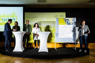 In Ober&ouml;sterreich diskutierte Bundesminister Norbert Totschnig mit Expertinnen und Experten &uuml;ber die Inhalte der neuen GAP sowie die Sicherstellung der Versorgungssicherheit.