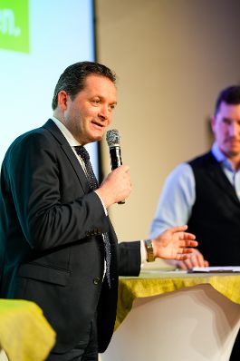 In der Steiermark diskutierte Bundesminister Norbert Totschnig mit Expertinnen und Experten &uuml;ber die Inhalte der neuen GAP sowie die Sicherstellung der Versorgungssicherheit.