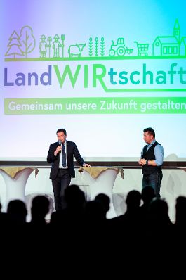 In der Steiermark diskutierte Bundesminister Norbert Totschnig mit Expertinnen und Experten &uuml;ber die Inhalte der neuen GAP sowie die Sicherstellung der Versorgungssicherheit.