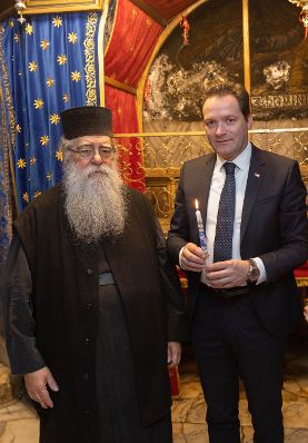 Im Rahmen seiner Arbeitsreise nach Israel besuchte Landwirtschaftsminister Norbert Totschnig die Geburtskirche in Bethlehem.