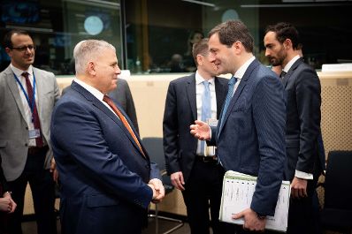 Im Rahmen seiner Teilnahme am EU-Agrarrat tauschte sich Bundesminister Norbert Totschnig mit Amtskolleginnen und Amtskollegen sowie dem EU-Landwirtschaftskommissar u. a. &uuml;ber die aktuelle Lage der Agrarm&auml;rkte aus.