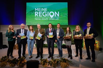 Unter dem Titel &bdquo;Meine Region &ndash; Unser Weg&ldquo; stellte Bundesminister Norbert Totschnig die neue Regionen-Strategie vor. Das Ziel ist die Regionen nachhaltig, leistungsf&auml;hig und attraktiv zu gestalten.