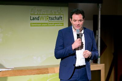 In Vorarlberg diskutierte Bundesminister Norbert Totschnig mit Landwirtschaftskammer-Pr&auml;sident Josef Moosbrugger und Landwirtschaftslandesrat Christian Gantner &uuml;ber die Inhalte der neuen GAP sowie die Sicherstellung der Versorgungssicherheit