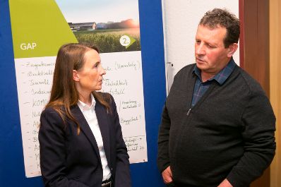 In Vorarlberg diskutierte Bundesminister Norbert Totschnig mit Landwirtschaftskammer-Pr&auml;sident Josef Moosbrugger und Landwirtschaftslandesrat Christian Gantner &uuml;ber die Inhalte der neuen GAP sowie die Sicherstellung der Versorgungssicherheit