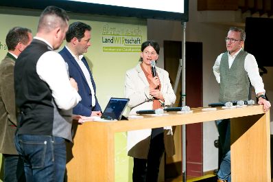 In Vorarlberg diskutierte Bundesminister Norbert Totschnig mit Landwirtschaftskammer-Pr&auml;sident Josef Moosbrugger und Landwirtschaftslandesrat Christian Gantner &uuml;ber die Inhalte der neuen GAP sowie die Sicherstellung der Versorgungssicherheit