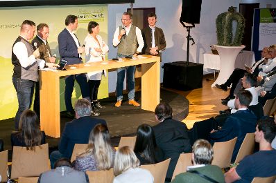 In Vorarlberg diskutierte Bundesminister Norbert Totschnig mit Landwirtschaftskammer-Pr&auml;sident Josef Moosbrugger und Landwirtschaftslandesrat Christian Gantner &uuml;ber die Inhalte der neuen GAP sowie die Sicherstellung der Versorgungssicherheit