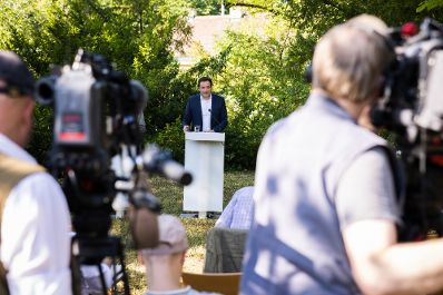 Landwirtschaftsminister Norbert Totschnig und der Leiter des Bundesforschungszentrums f&uuml;r Wald (BFW), Peter Mayer skizzierten bei einer Pressekonferenz die Ergebnisse der &Ouml;sterreichischen Waldinventur f&uuml;r den Zeitraum 2016 bis 2021.