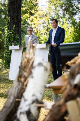 Landwirtschaftsminister Norbert Totschnig und der Leiter des Bundesforschungszentrums f&uuml;r Wald (BFW), Peter Mayer skizzierten bei einer Pressekonferenz die Ergebnisse der &Ouml;sterreichischen Waldinventur f&uuml;r den Zeitraum 2016 bis 2021.