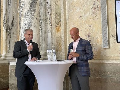 Zur Feier der 40 Jahre Ramsar Konvention in &Ouml;sterreich lud Herr Bundesminister Norbert Totschnig im Marmorsaal im Regierungsgeb&auml;ude ein.