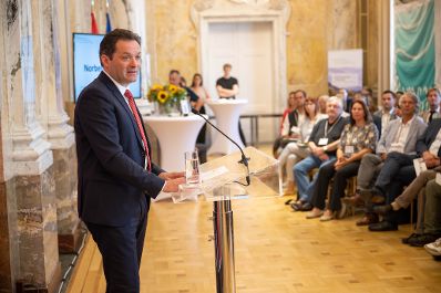 Zur Feier der 40 Jahre Ramsar Konvention in &Ouml;sterreich lud Herr Bundesminister Norbert Totschnig im Marmorsaal im Regierungsgeb&auml;ude ein.