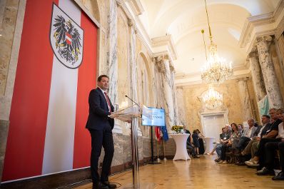Zur Feier der 40 Jahre Ramsar Konvention in &Ouml;sterreich lud Herr Bundesminister Norbert Totschnig im Marmorsaal im Regierungsgeb&auml;ude ein.