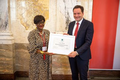 Zur Feier der 40 Jahre Ramsar Konvention in &Ouml;sterreich lud Herr Bundesminister Norbert Totschnig im Marmorsaal im Regierungsgeb&auml;ude ein.