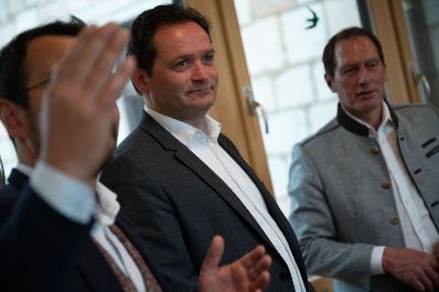Die Bundesschutzwaldplattform 2023 ist die j&auml;hrliche Leitveranstaltung des von der Bundesregierung initiierten Aktionsprogramm &quot;Wald sch&uuml;tzt uns!&quot;. Herr Bundesminister Totschnig er&ouml;ffnete die Bundesschutzwaldplattform und nahm an der Podiumsdiskussion teil.