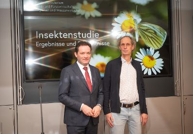 Um herauszufinden wie sich die Insektenpopulation in &Ouml;sterreich entwickelt, hat das BML gemeinsam mit allen neun Bundesl&auml;ndern eine umfassende Studie in Auftrag gegeben. BM Norbert Totschnig und Insektenforscher Thomas Zuna-Kratky pr&auml;sentierten die Ergebnisse.