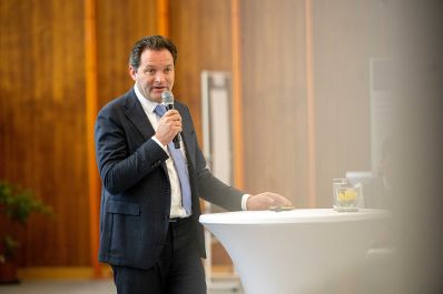 Im Rahmen der RegionIMpuls-Tour besuchte Herr Bundesminister Norbert Totschnig die HBLA Pitzelst&auml;tten in K&auml;rnten.
