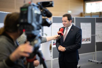 Im Rahmen der RegionIMpuls-Tour besuchte Herr Bundesminister Norbert Totschnig die HLA und HBLA Bruck in der Steiermark.