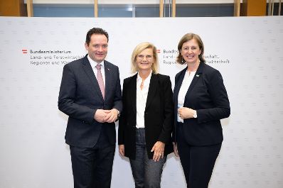 Im Rahmen der RegionIMpuls-Tour besuchte Herr Bundesminister Norbert Totschnig die HLA und HBLA Bruck in der Steiermark.