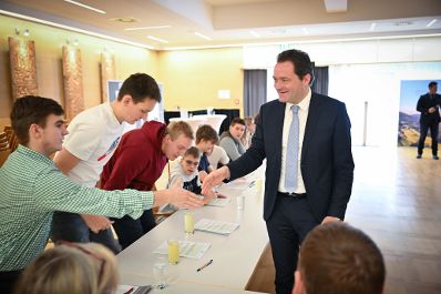 Als letzte Station der RegionIMpuls-Tour besuchte Herr Bundesminister Totschnig die HBLA St. Florian Fernbach in Ober&ouml;sterreich.