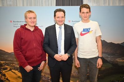 Als letzte Station der RegionIMpuls-Tour besuchte Herr Bundesminister Totschnig die HBLA St. Florian Fernbach in Ober&ouml;sterreich.