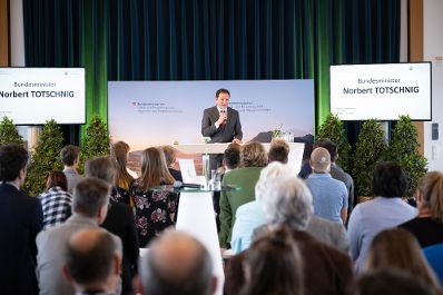 Forschung und Entwicklung gewinnen angesichts des Klimawandels, der Energiewende und der digitalen Transformation zunehmend an Bedeutung &ndash; auch hinsichtlich der in den Fokus r&uuml;ckenden Versorgungssicherheit.