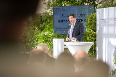 Landwirtschaftsminister Norbert Totschnig lud zum Auftakt f&uuml;r den Strategieprozess &bdquo;VISION 2028+&ldquo;. Damit soll f&uuml;r die Landwirtschaft und den l&auml;ndlichen Raum ein klares Zielbild erarbeitet werden.
