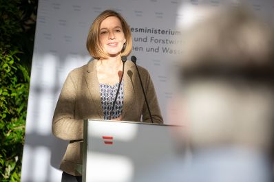 Landwirtschaftsminister Norbert Totschnig lud zum Auftakt f&uuml;r den Strategieprozess &bdquo;VISION 2028+&ldquo;. Damit soll f&uuml;r die Landwirtschaft und den l&auml;ndlichen Raum ein klares Zielbild erarbeitet werden.