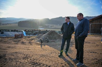 Im Rahmen eines Bundesl&auml;ndertages in K&auml;rnten besuchte Herr Bundesminister Norbert Totschnig den Betrieb der Familie Weber.