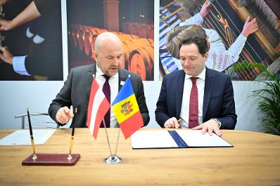 Bei der internationalen gr&uuml;nen Woche traf Herr Bundesminister Norbert Totschnig den Landwirtschaftsminister Vladimir Bolea aus Moldau.