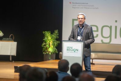 Abschlie&szlig;end zur RegionIMpuls-Tour veranstaltete Herr Bundesminister Norbert Totschnig eine Abschlussveranstaltung in der Burg Perchtoldsdorf