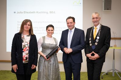 Herr Bundesminister Norbert Totschnig besuchte die Sponsionsfeier an der Hochschule f&uuml;r Agrar- und Umweltp&auml;dagogik.