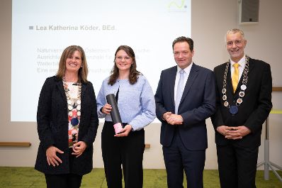 Herr Bundesminister Norbert Totschnig besuchte die Sponsionsfeier an der Hochschule f&uuml;r Agrar- und Umweltp&auml;dagogik.