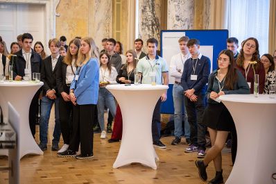 Anl&auml;sslich des &bdquo;Tags der Demokratie&ldquo; lud Bundesminister Norbert Totschnig Sch&uuml;lerinnen und Sch&uuml;ler zur Diskussion &uuml;ber die Grundlagen unseres Zusammenlebens in das BML.