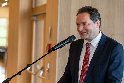 Herr Bundesminister Norbert Totschnig besuchte die Er&ouml;ffnung des neuen Speisesaals in nder HBLFA Raumberg-Gumpenstein.
