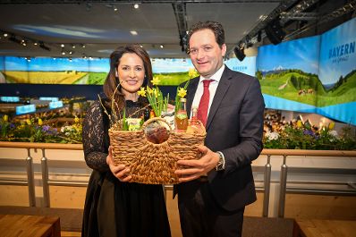 Bei der internationalen gr&uuml;nen Woche in Berlin traf Herr Bundesminister Norbert Totschnig die bayrische Landwirtschaftsministerin Michaela Kaniber