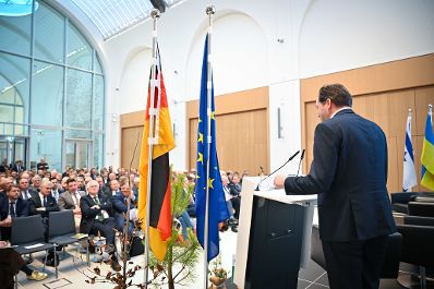 Herr Bundesminister Norbert Totschnig besuchte das EU-Symposium des deutschen Forstwirtschaftsrates in Berlin und hielt eine Rede vor dem Publikum.