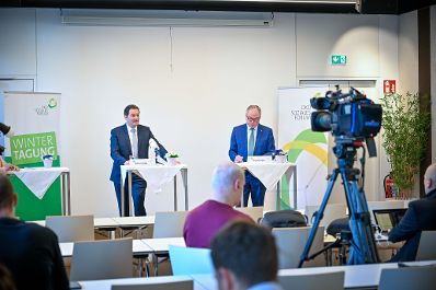 Herr Bundesminister Norbert Totschnig hielt zur Er&ouml;ffnung der Wintertagung eine Pressekonferenz mit LH Stv. Stephan Pernkopf.
