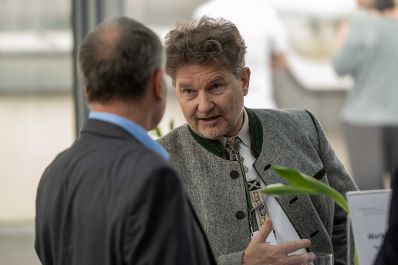 Zukunftsfitte Natur- und Lebensr&auml;ume: Beim Tag der Ressortforschung diskutierten Wissenschaftsvertreterinnen und -vertreter unter dem Motto &bdquo;Gestalten wir f&uuml;r morgen&ldquo; Chancen, Herausforderungen und M&ouml;glichkeiten im Bereich der Forschung. Er&ouml;ffnet wurde die Veranstaltung von Bundesminister Norbert Totschnig.