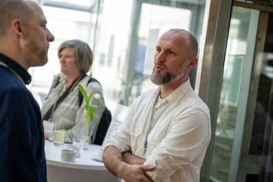 Zukunftsfitte Natur- und Lebensr&auml;ume: Beim Tag der Ressortforschung diskutierten Wissenschaftsvertreterinnen und -vertreter unter dem Motto &bdquo;Gestalten wir f&uuml;r morgen&ldquo; Chancen, Herausforderungen und M&ouml;glichkeiten im Bereich der Forschung. Er&ouml;ffnet wurde die Veranstaltung von Bundesminister Norbert Totschnig.