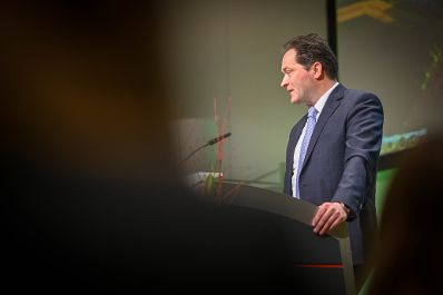 Herr Bundesminister Norbert Totschnig hielt bei der Wintertagung 2024 eine Rede zum Thema "&Ouml;sterreichs Weg zu einer &ouml;kosozialen Landwirtschaft f&uuml;r alle"