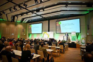 Herr Bundesminister Norbert Totschnig hielt bei der Wintertagung 2024 eine Rede zum Thema "&Ouml;sterreichs Weg zu einer &ouml;kosozialen Landwirtschaft f&uuml;r alle"