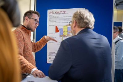 Der woodCircle &bdquo;Gemeinsam die Zukunft der &Ouml;sterreichischen Holzinitiative gestalten und Erfolge feiern&ldquo; fand am 21. Oktober 2024 im Schloss Sch&ouml;nbrunn statt.