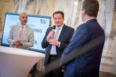 Im Marmorsaal im Regierungsgeb&auml;ude am Stubenring fand die 11. Tr&auml;gerkonferenz zum Thema &quot;&Ouml;sterreich isst regional&quot; statt.