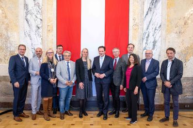 Im Marmorsaal im Regierungsgeb&auml;ude am Stubenring fand die 11. Tr&auml;gerkonferenz zum Thema &quot;&Ouml;sterreich isst regional&quot; statt.