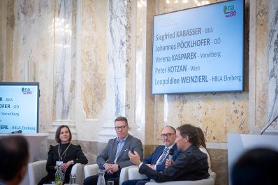 Im Marmorsaal im Regierungsgeb&auml;ude am Stubenring fand die 11. Tr&auml;gerkonferenz zum Thema &quot;&Ouml;sterreich isst regional&quot; statt.